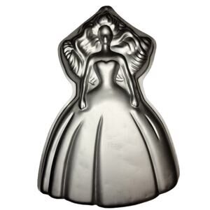 Vintage Barbie Wilton 1992 Mattel Cake Pan